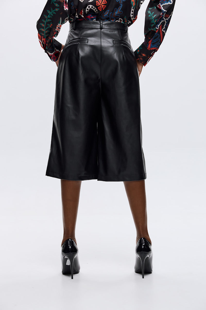 Reba Eco-Leather - Bermuda