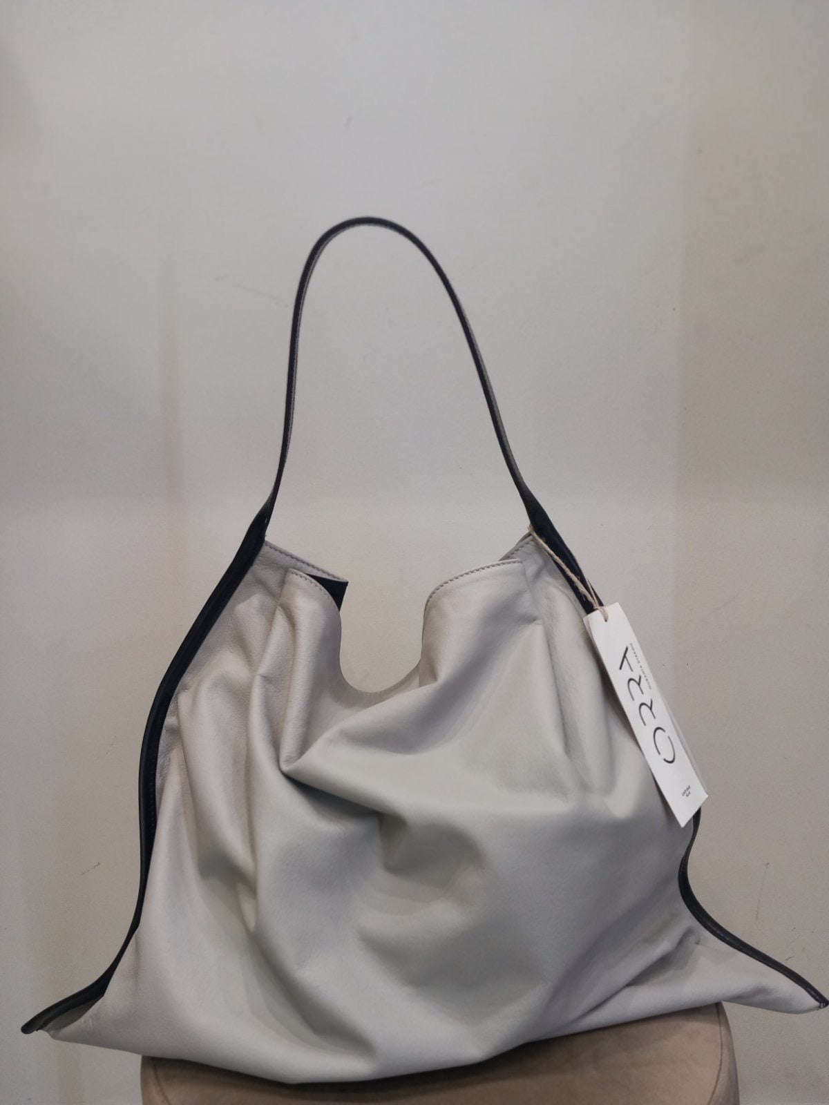 Anaplasis Leather Bag